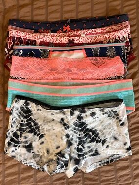 NWT 6 Pairs Victoria Secret and Aerie Panties Bundle Multicolor/style Small